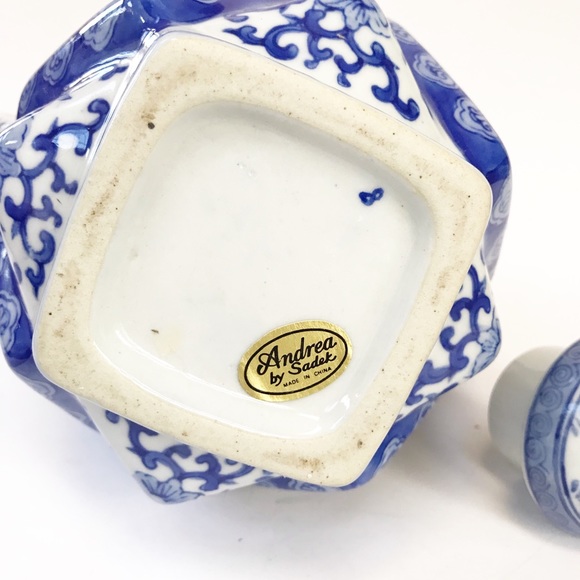 Andrea by Sadek Blue White Porcelain Tea Pot - Picture 12 of 13